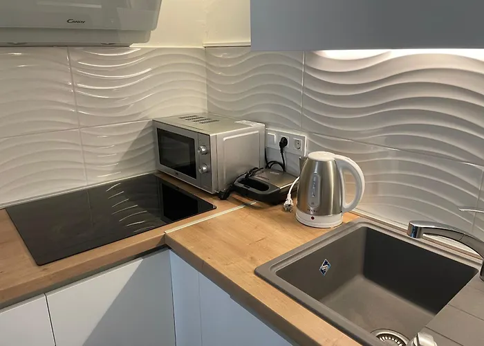 4* Posta / Butiga Couples Only Apartments